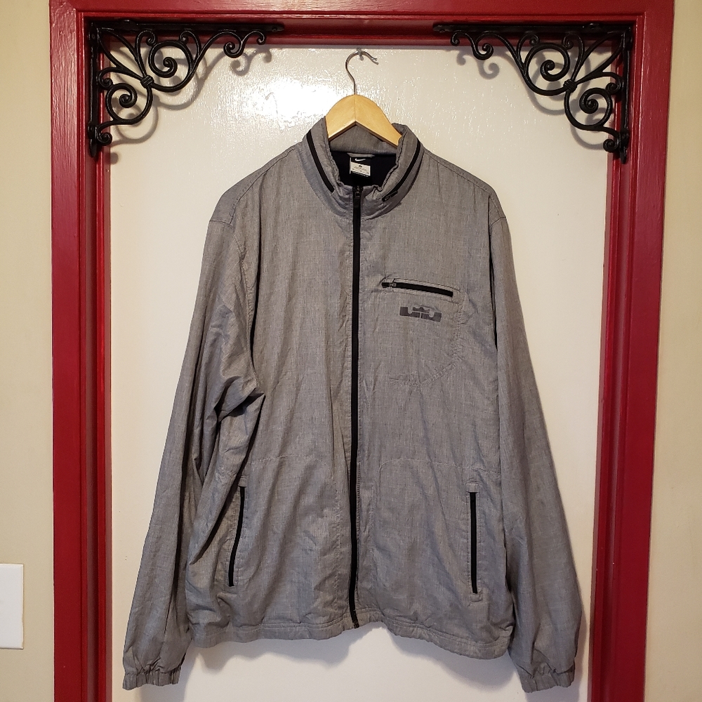 Nike LeBron James Fate Loves The Fearless Jacket RARE